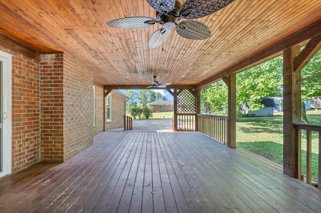 2116 Stonebrook Dr, Murfreesboro, TN 37128