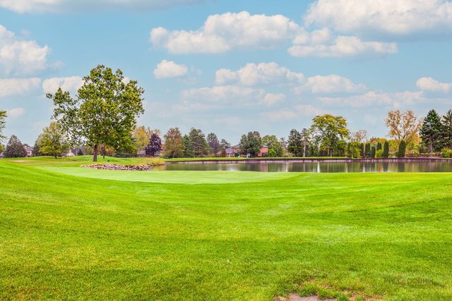 1240 Antietam Drive, Long Grove, IL 60047