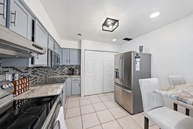 601 Vision Court, Palm Beach Gardens, FL 33418