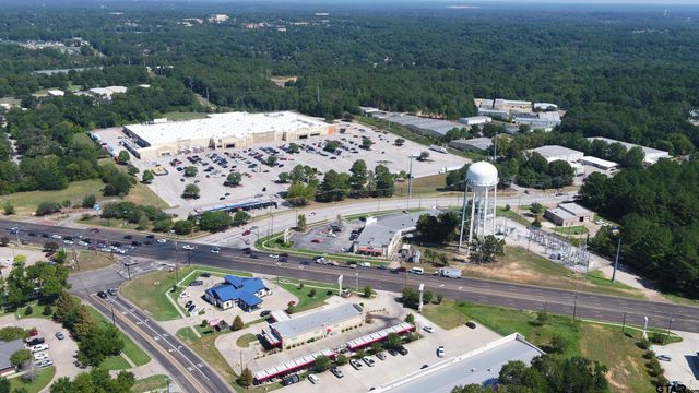 5131-5133 Troup Hwy, Tyler, TX 75707
