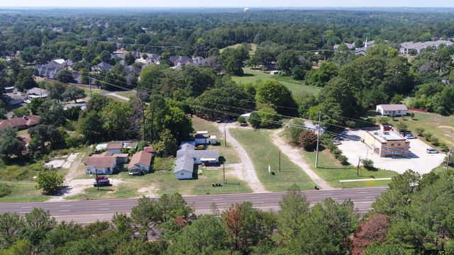 5131-5133 Troup Hwy, Tyler, TX 75707