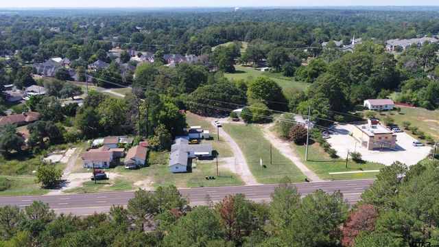 5131-5133 Troup Hwy, Tyler, TX 75707