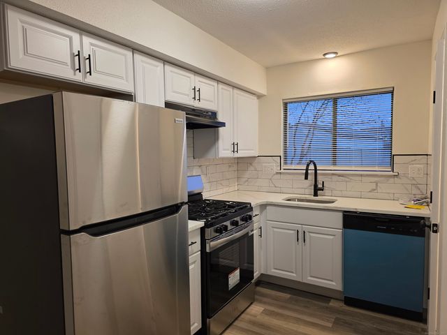 790 First Avenue APT 24, West Haven, CT 06516