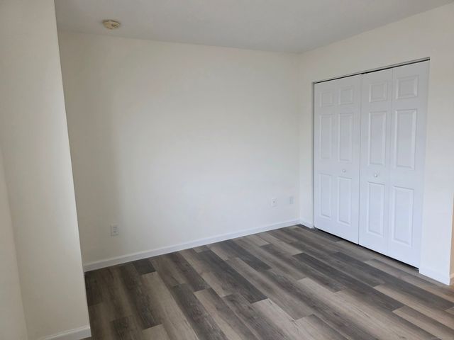 790 First Avenue APT 24, West Haven, CT 06516