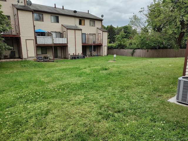 790 First Avenue APT 24, West Haven, CT 06516