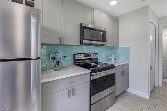 9465 Ivy Brook RUN # 901, Fort Myers, FL 33913