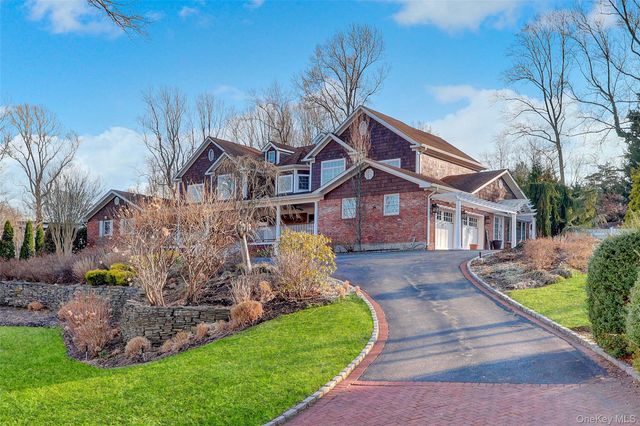 8 White Birch Drive, Dix Hills, NY 11746