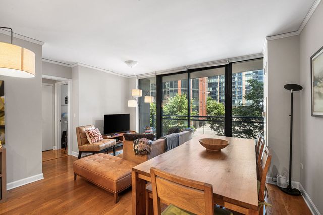 201 N Westshore Drive 604, Chicago, IL 60601