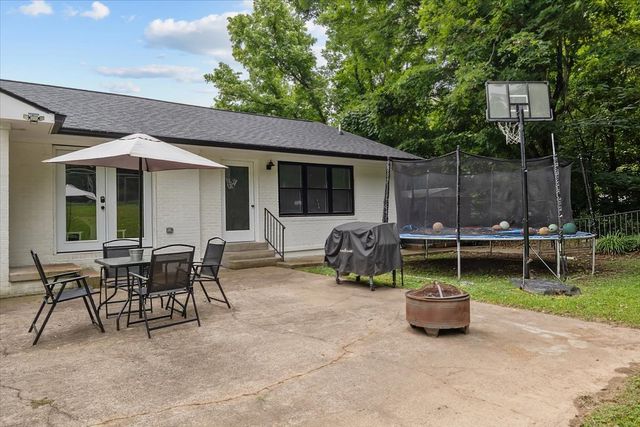 4273 Main St, W, Erin, TN 37061