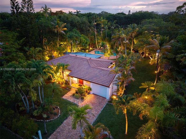 5644 SW 69th Ave, Miami, FL 33143