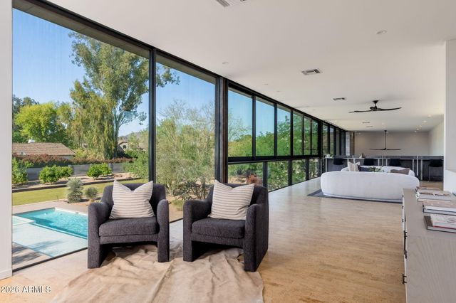 5301 N 23RD Street, Phoenix, AZ 85016