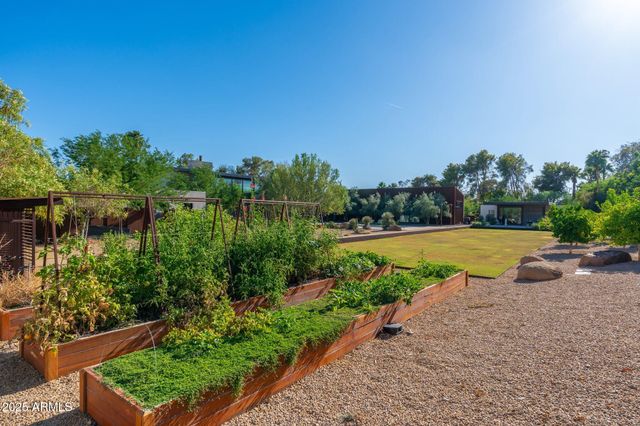 5301 N 23RD Street, Phoenix, AZ 85016