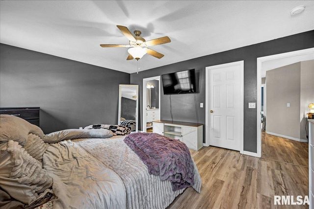 1721 W GENEVA Road, Peoria, IL 61615