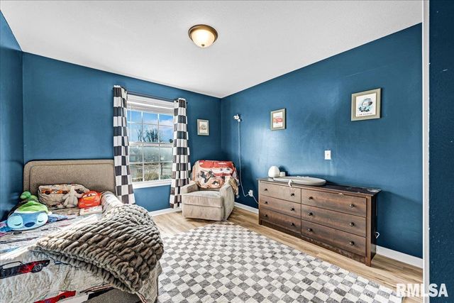 1721 W GENEVA Road, Peoria, IL 61615