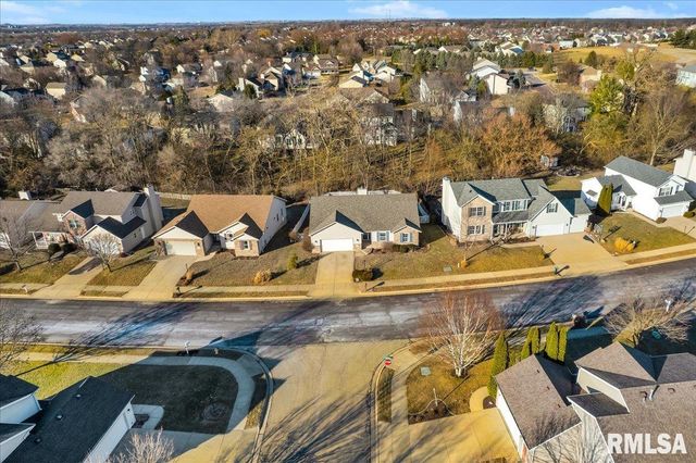 1721 W GENEVA Road, Peoria, IL 61615