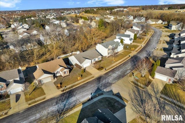 1721 W GENEVA Road, Peoria, IL 61615