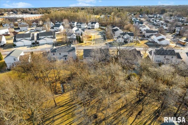 1721 W GENEVA Road, Peoria, IL 61615