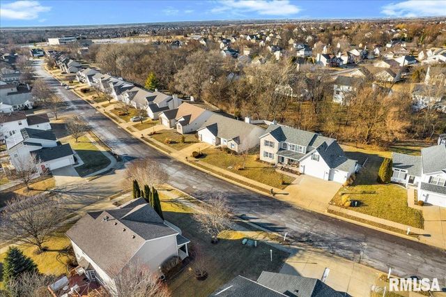 1721 W GENEVA Road, Peoria, IL 61615