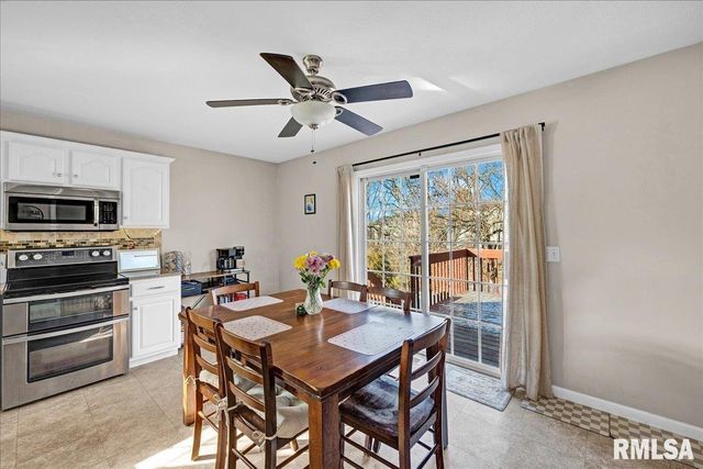 1721 W GENEVA Road, Peoria, IL 61615