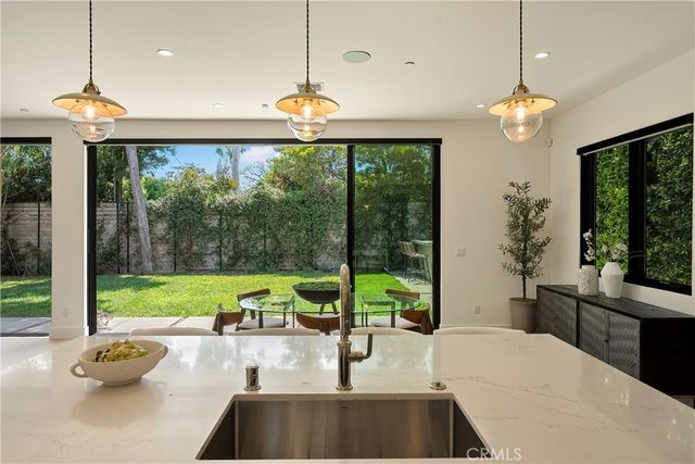 3525 May Street, Los Angeles, CA 90066