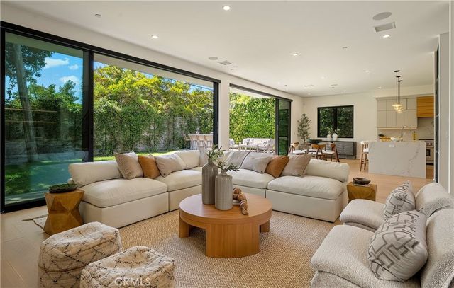 3525 May Street, Los Angeles, CA 90066