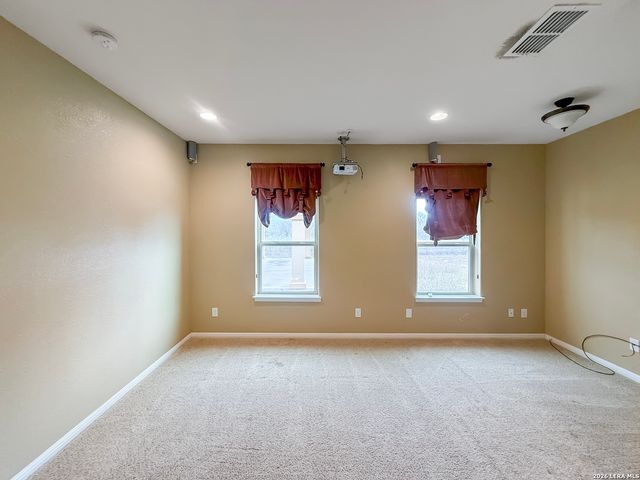 2211 Old Lehmann Rd, Seguin, TX 78155