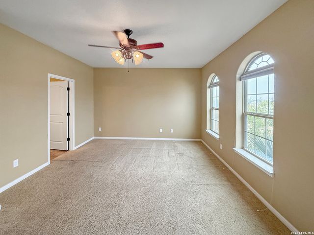 2211 Old Lehmann Rd, Seguin, TX 78155