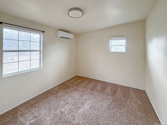 2211 Old Lehmann Rd, Seguin, TX 78155