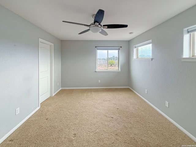 2211 Old Lehmann Rd, Seguin, TX 78155