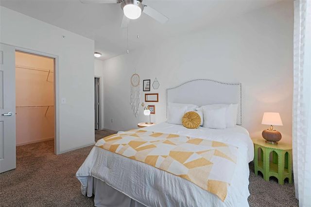 5605 Springdale RD 3-3-3322, Austin, TX 78723