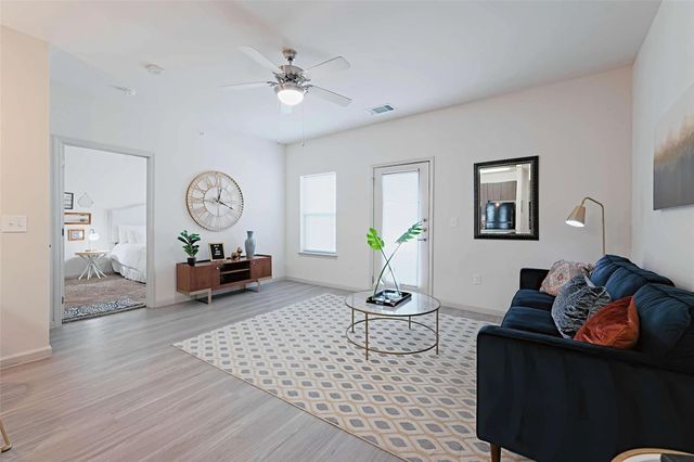 5605 Springdale RD 3-3-3322, Austin, TX 78723