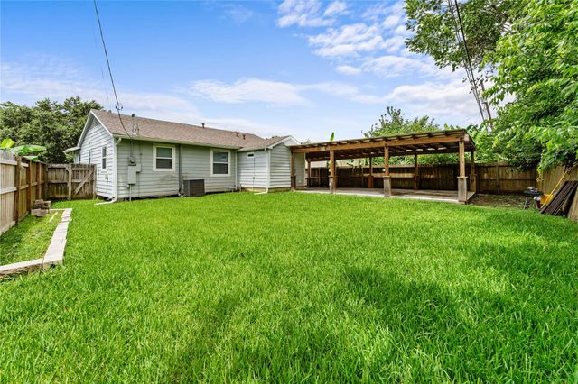 7819 Fir Street, Houston, TX 77012