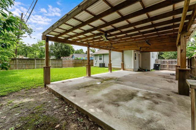 7819 Fir Street, Houston, TX 77012