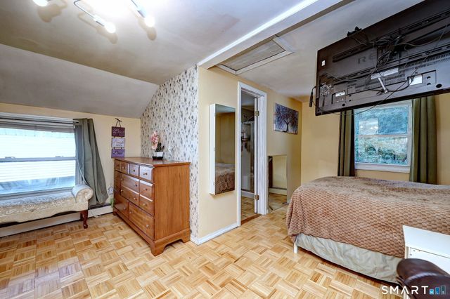 312 Old Point Road, Milford, CT 06460