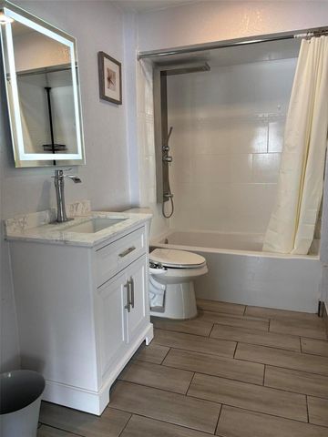 1105 AMBLE LANE, Clearwater, FL 33755