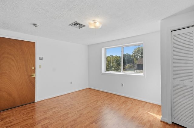 35 Prospect St 309, Woburn, MA 01801