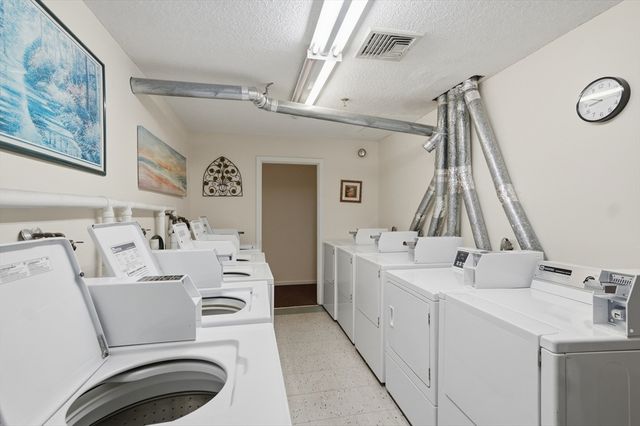 35 Prospect St 309, Woburn, MA 01801