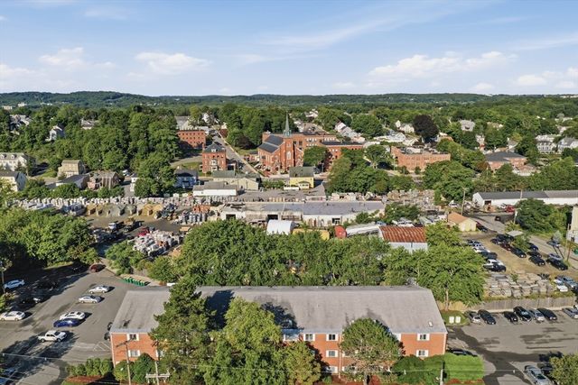 35 Prospect St 309, Woburn, MA 01801