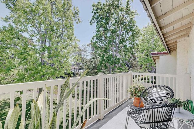 1982 Fairlee Drive, Encinitas, CA 92024