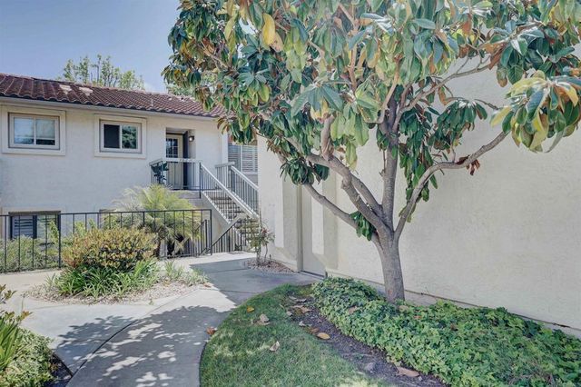 1982 Fairlee Drive, Encinitas, CA 92024