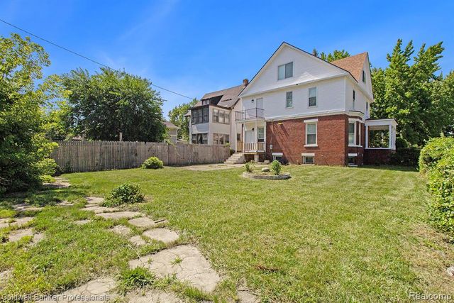 605 Calvert Street, Detroit, MI 48202