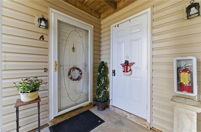 2229 New Garden Road, Greensboro, NC 27410