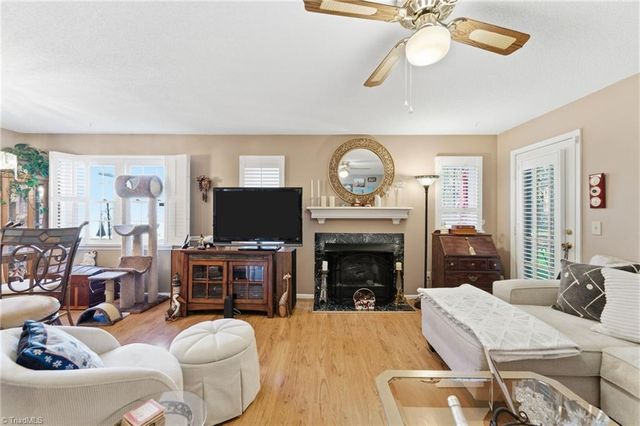 2229 New Garden Road, Greensboro, NC 27410