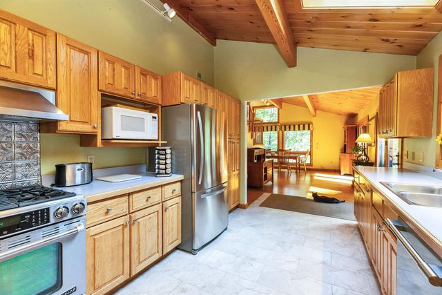 20 Jay Drive, Rindge, NH 03461