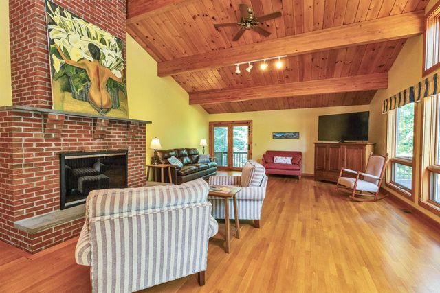 20 Jay Drive, Rindge, NH 03461