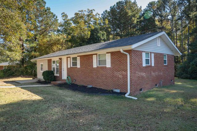 438 E Junior High Rd, Gaffney, SC 29340