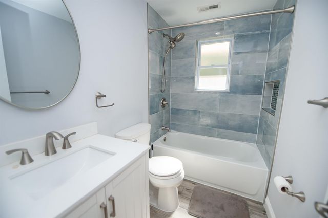 438 E Junior High Rd, Gaffney, SC 29340