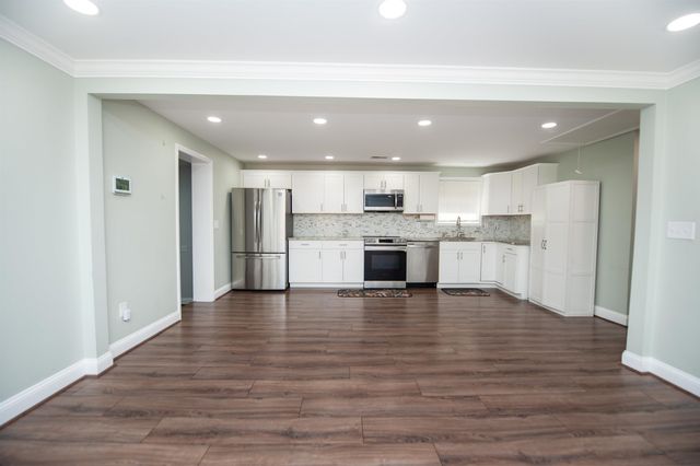 438 E Junior High Rd, Gaffney, SC 29340