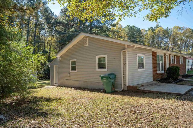 438 E Junior High Rd, Gaffney, SC 29340