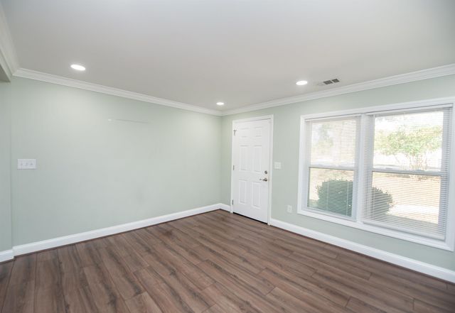 438 E Junior High Rd, Gaffney, SC 29340